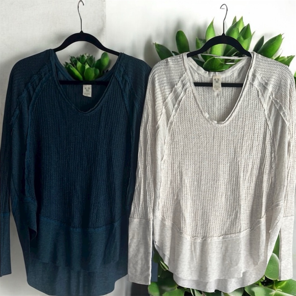 Free People V-Neck thermal, long sleeve shirts, Emerald  and White MEDIUM